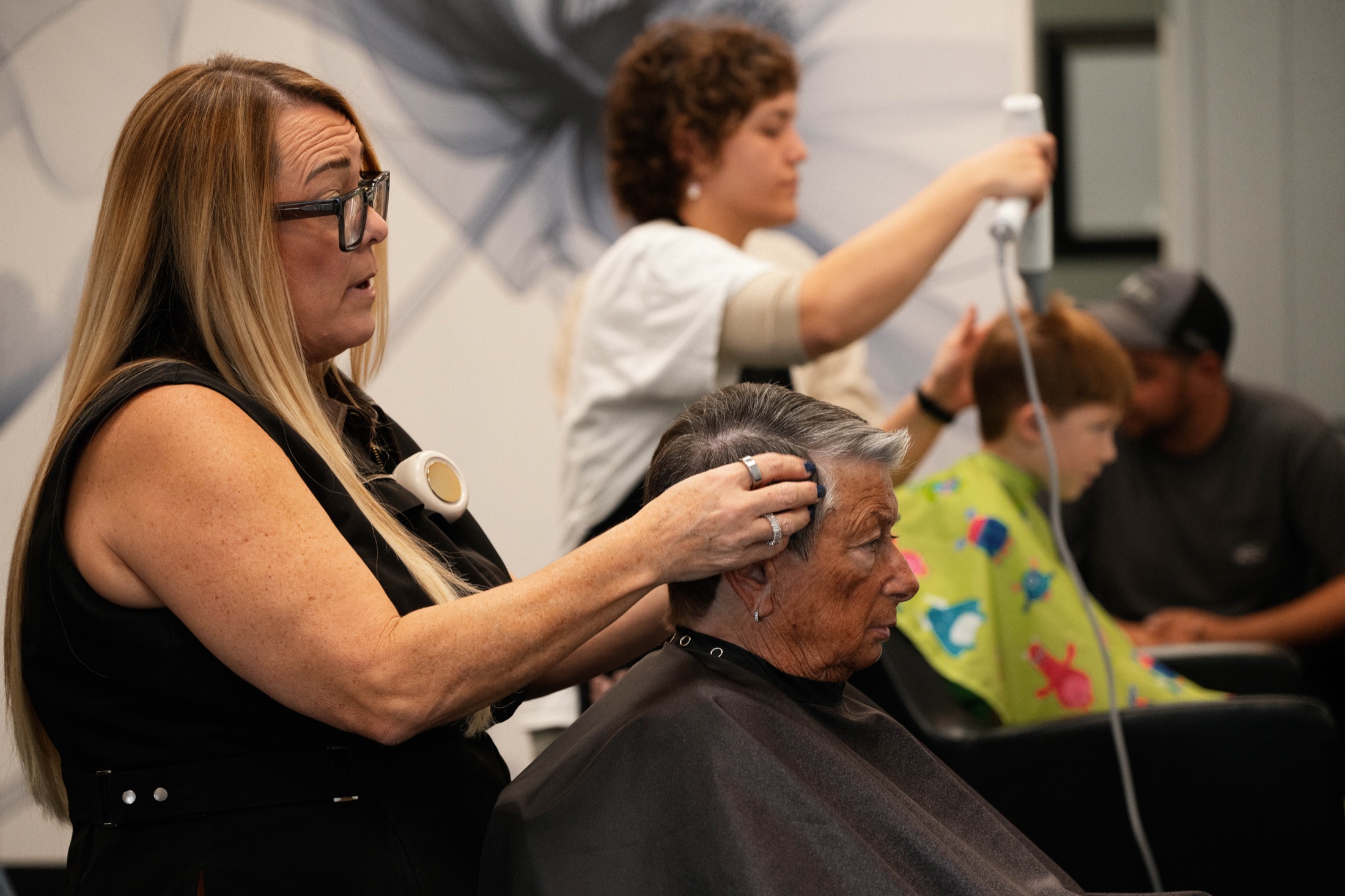 Salon service session